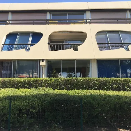 Sol-y-days Escale Port, Agreable Au Rdc, Avec Piscine Entre La Nord Et Port Camargue Διαμέρισμα